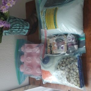 Wax melt/Candle Supplies.  Almost 6 lbs of wax, mold, color, Glitter. Used once.